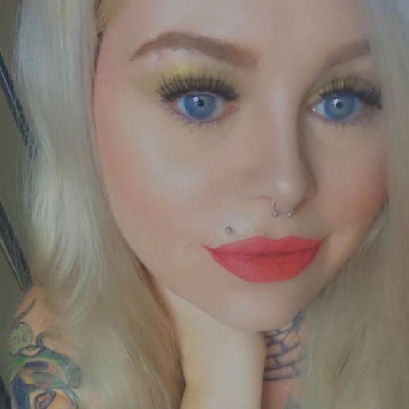 ella89